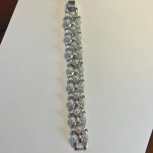 Vintage Coro bracelet - silver tone!